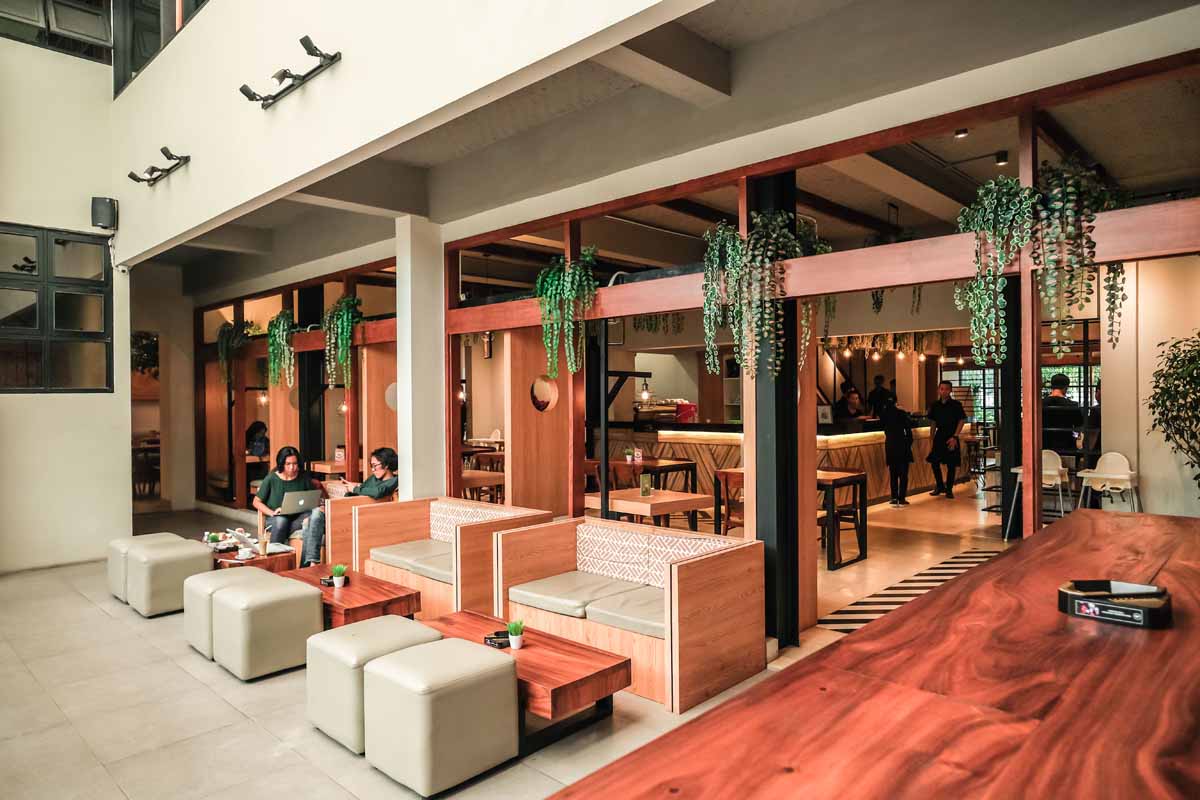 Delapan Padi: Kafe Homey yang Cocok untuk Hang Out di Bandung